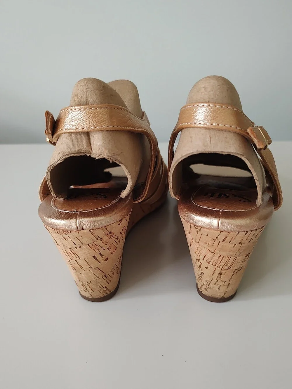 Sofft Gold Metallic Cork Wedge Heel Sandals 7.5